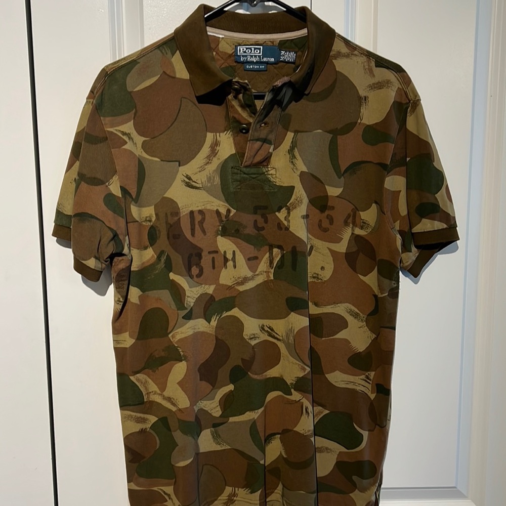 Mens excellent condition polo shirt